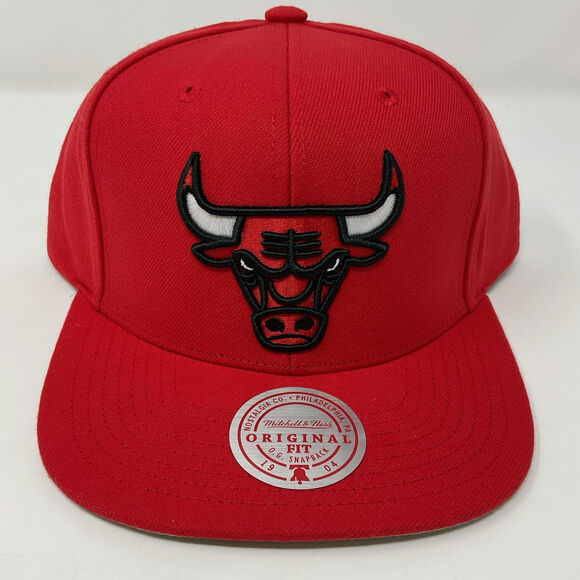 MITCHELL & NESS Chicago Bulls Classic Snapback Red Hat Grey Brim Bully Retro Cap - Picture 3 of 5
